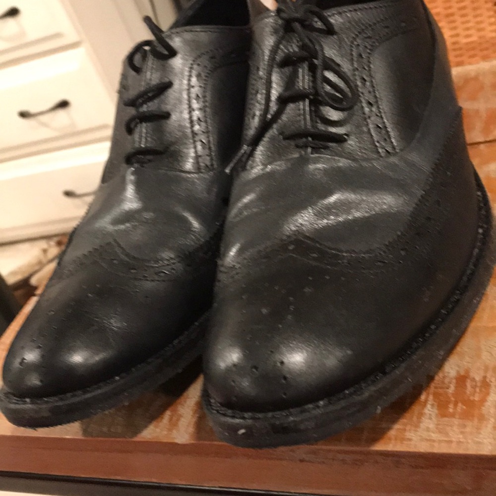 Ben Sherman Black/Grey Wingtips (Red Laces)